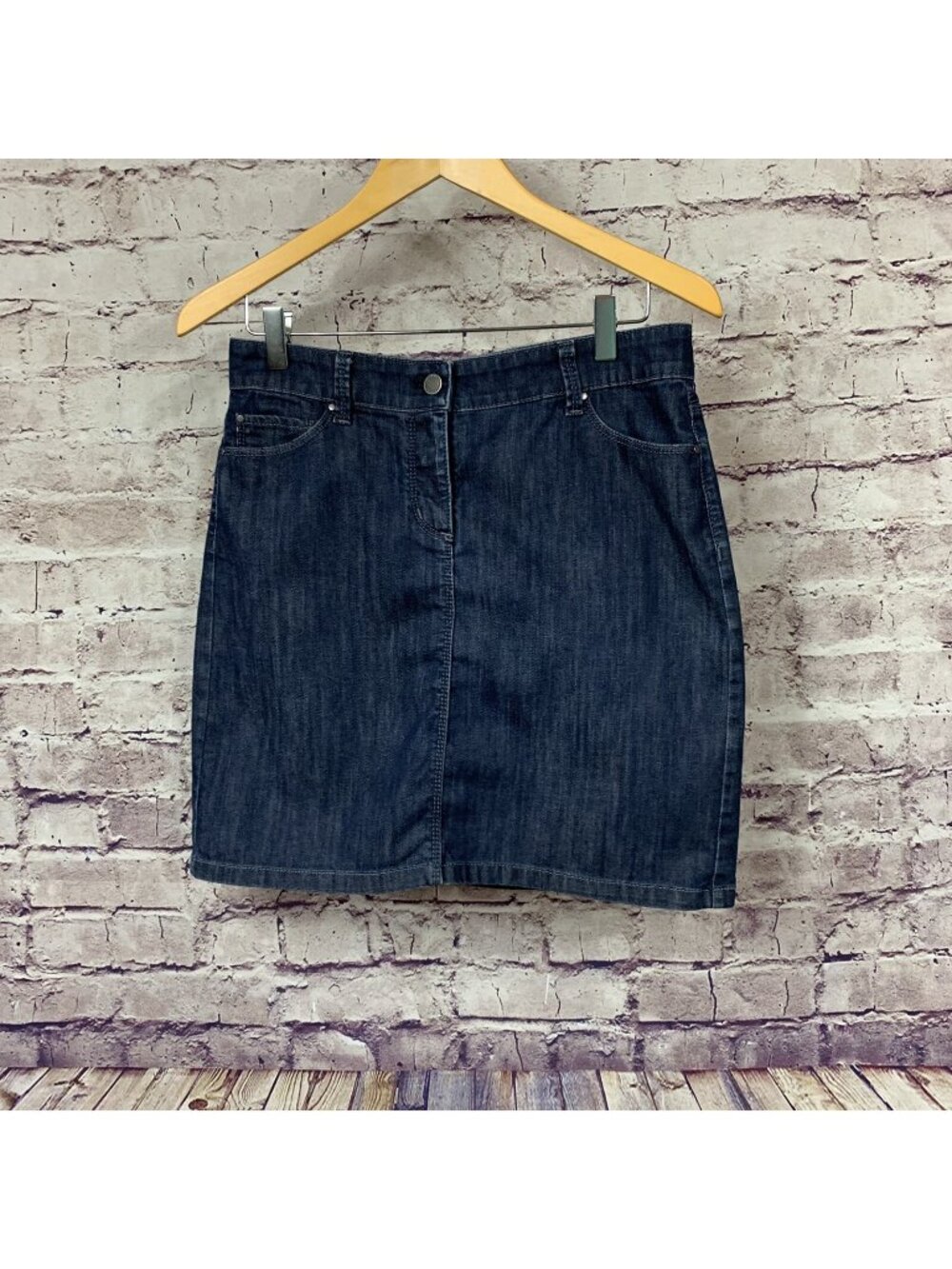 Ann Taylor Blue Medium Wash Knee Length Pencil Skirt